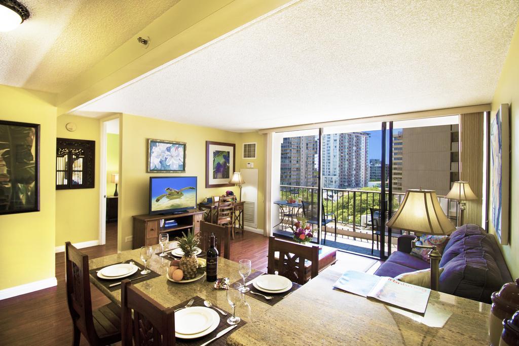 Waikiki Sunset Mountain View Near With Parking Apartamento *